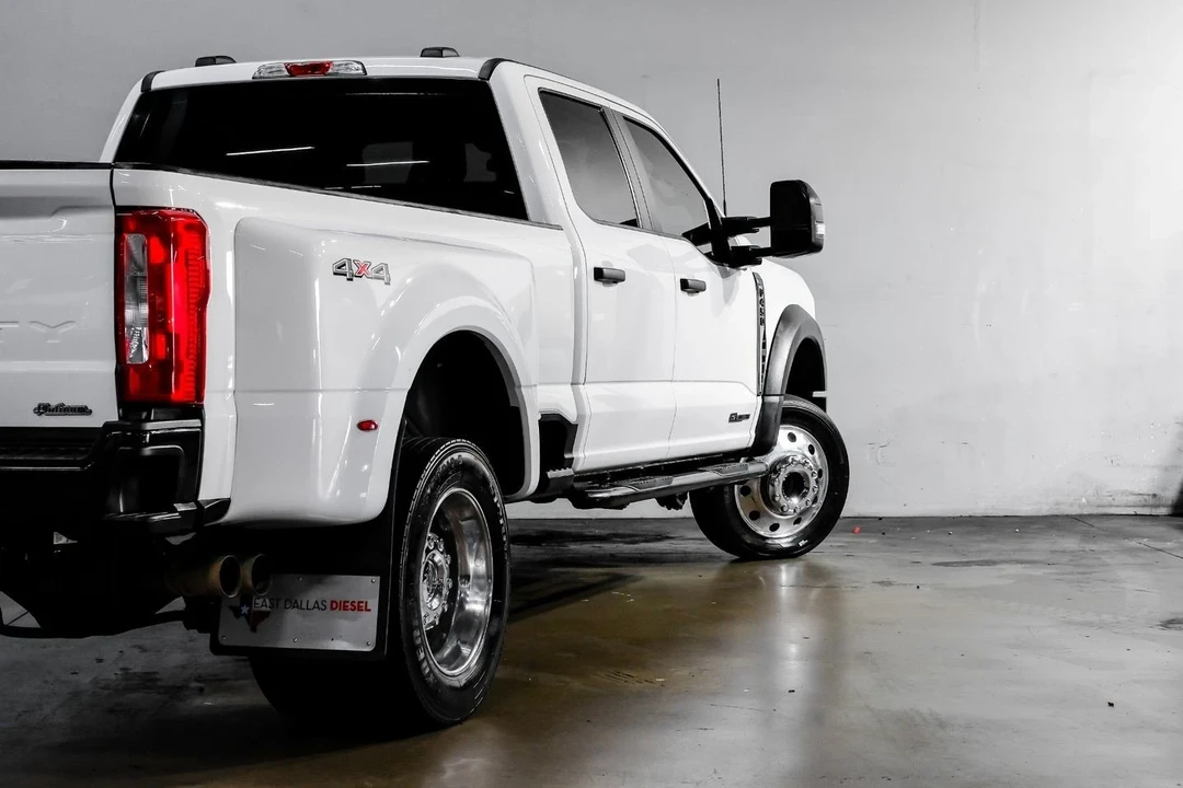 2023 Ford Super Duty 5th Gen - Image 13 of 21