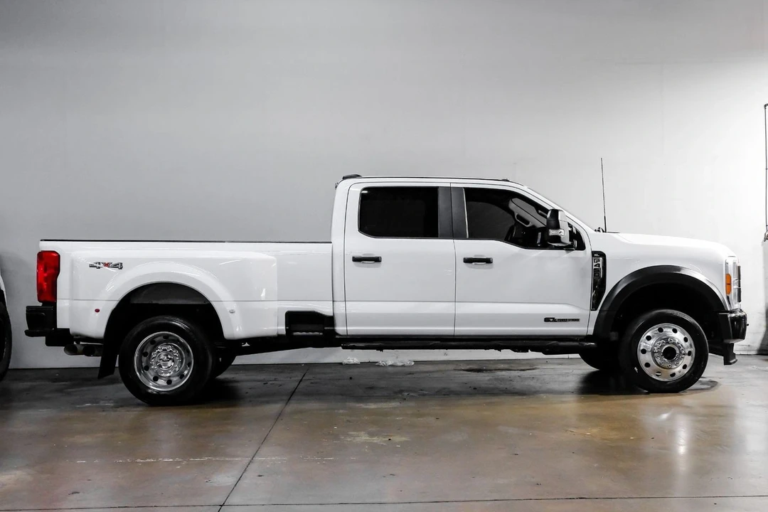 2023 Ford Super Duty 5th Gen - Image 10 of 12