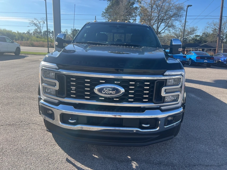 2023 Ford Super Duty 5th Gen - Image 4 of 10