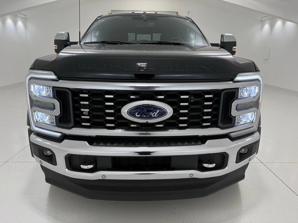 2023 Ford Super Duty 5th Gen - Image 2 of 12