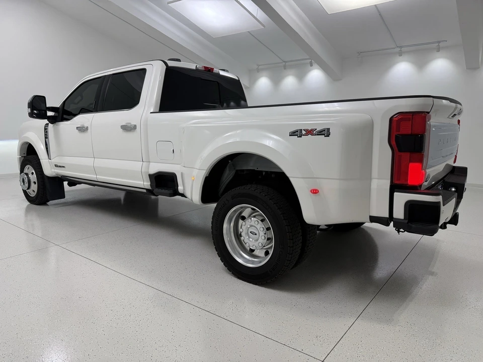 2023 Ford Super Duty 5th Gen - Image 5 of 12