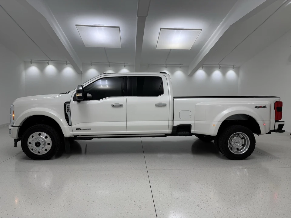 2023 Ford Super Duty 5th Gen - Image 4 of 12