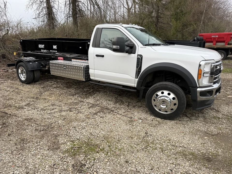 2023 Ford Super Duty 5th Gen - Image 2 of 10