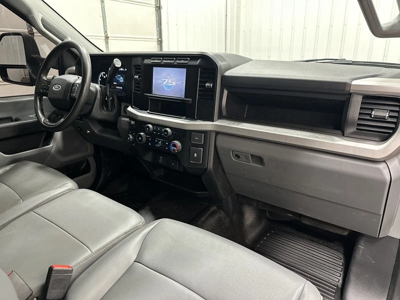 2023 Ford Super Duty 5th Gen - Image 19 of 25