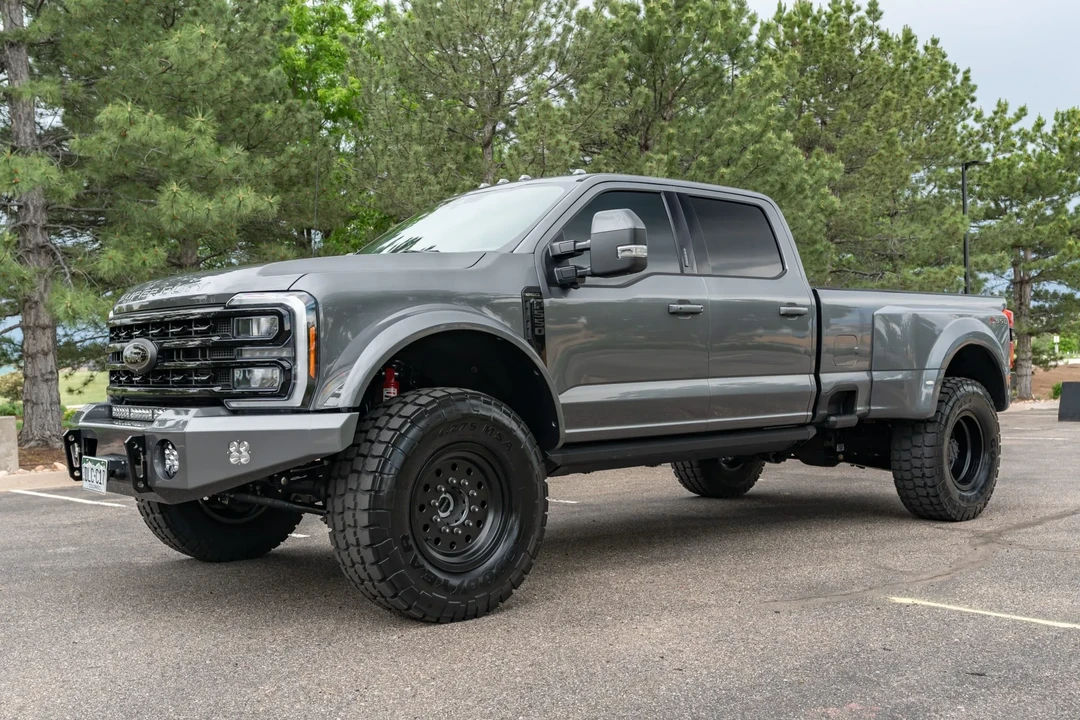 2023 Ford Super Duty 5th Gen - Image 16 of 31