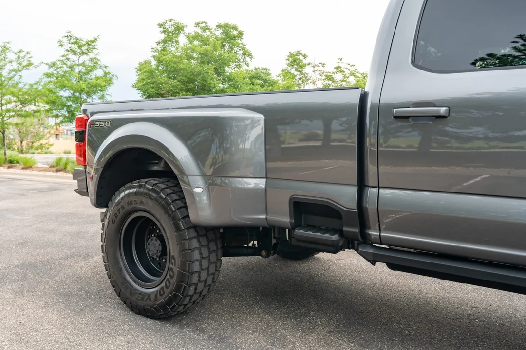 2023 Ford Super Duty 5th Gen - Image 29 of 31