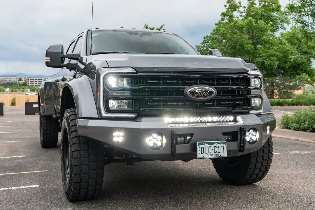 2023 Ford Super Duty 5th Gen - Image 17 of 31