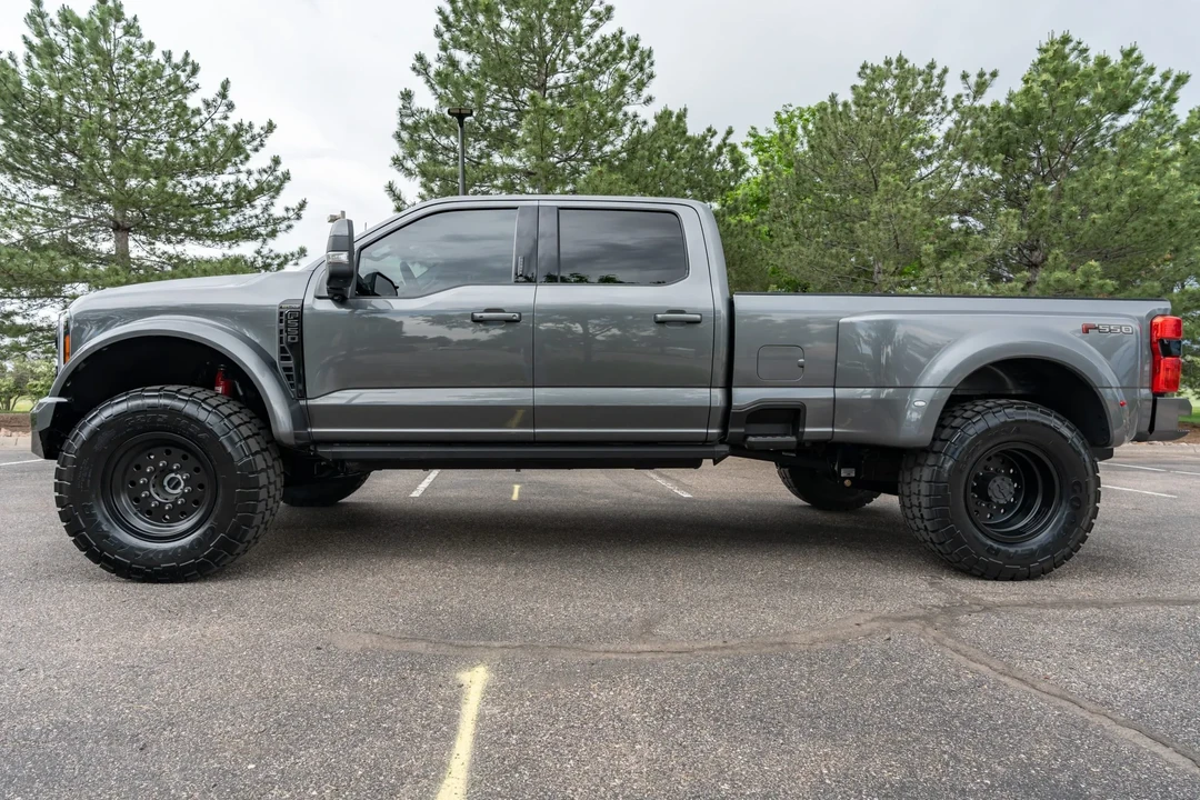 2023 Ford Super Duty 5th Gen - Image 4 of 31