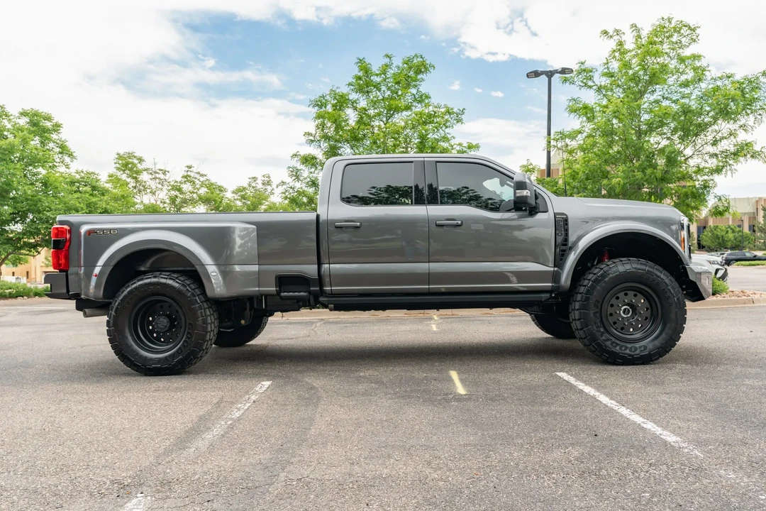 2023 Ford Super Duty 5th Gen - Image 5 of 31