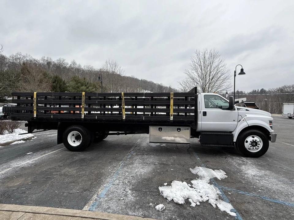 2023 Ford Super Duty 5th Gen - Image 7 of 12