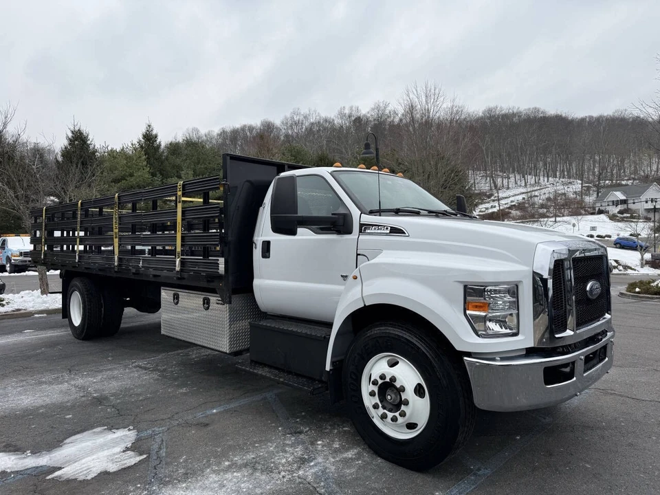 2023 Ford Super Duty 5th Gen - Image 8 of 12
