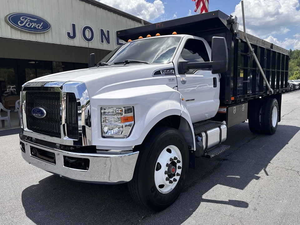 2023 Ford Super Duty 5th Gen - Image 2 of 24