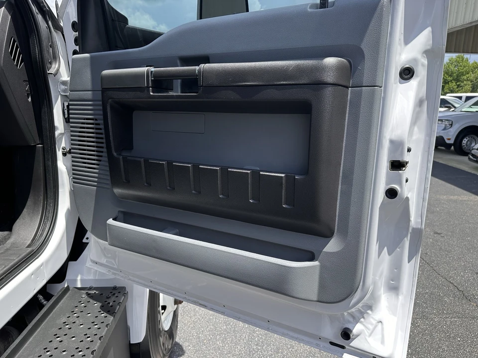 2023 Ford Super Duty 5th Gen - Image 11 of 24