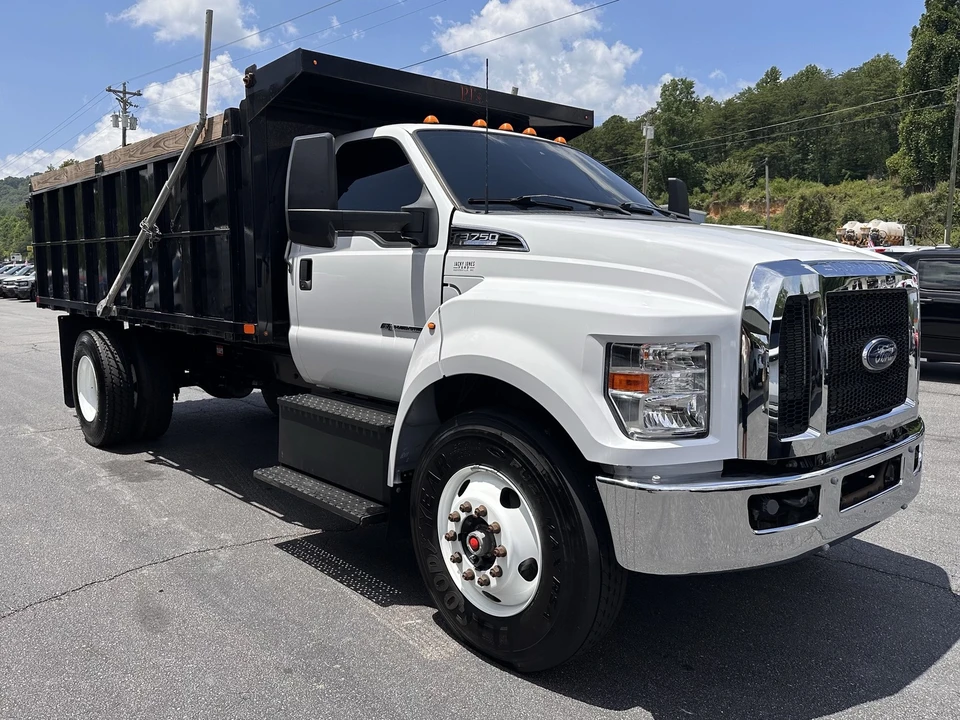 2023 Ford Super Duty 5th Gen - Image 5 of 24