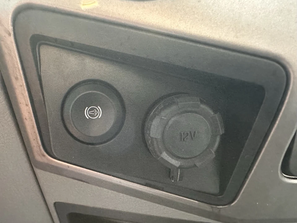 2023 Ford Super Duty 5th Gen - Image 15 of 24