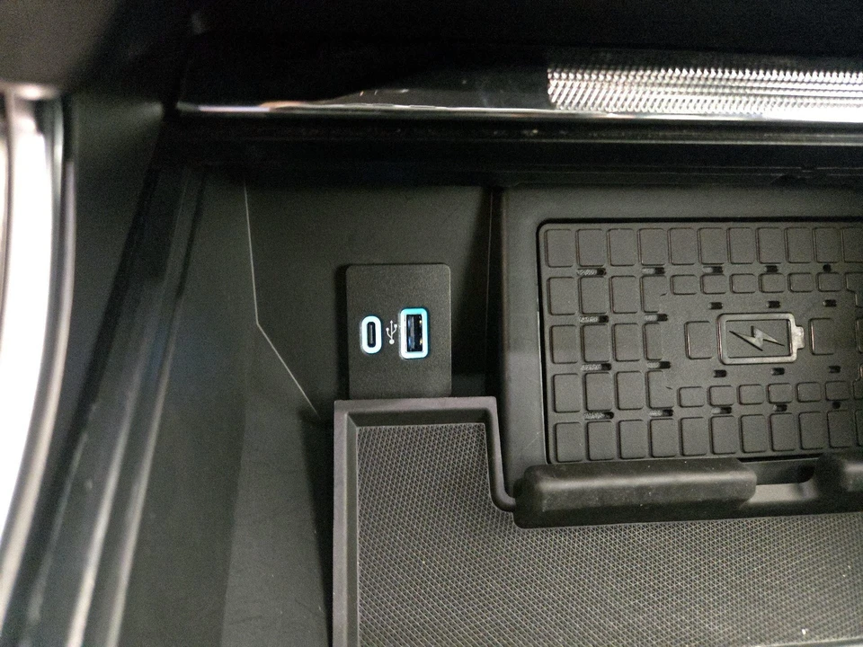 2023 Ford F-150 Raptor 14th Gen - Image 20 of 28