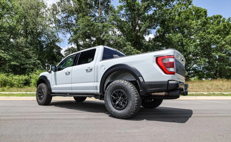 2023 Ford F-150 Raptor 14th Gen - Image 9 of 31
