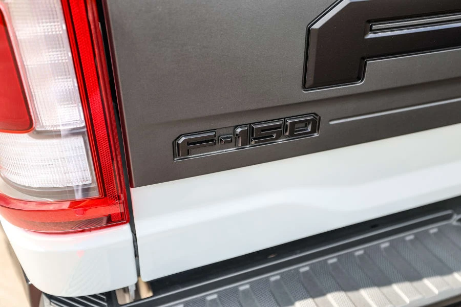 2023 Ford F-150 Raptor 14th Gen - Image 20 of 31