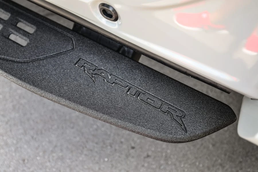 2023 Ford F-150 Raptor 14th Gen - Image 19 of 31