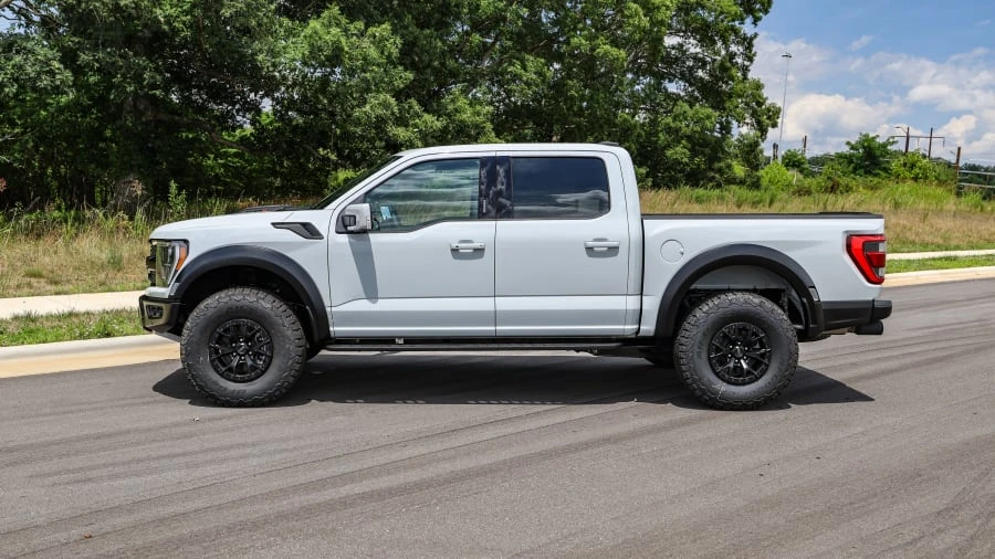 2023 Ford F-150 Raptor 14th Gen - Image 2 of 31