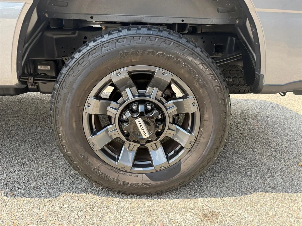 2023 Ford Super Duty 5th Gen - Image 17 of 31