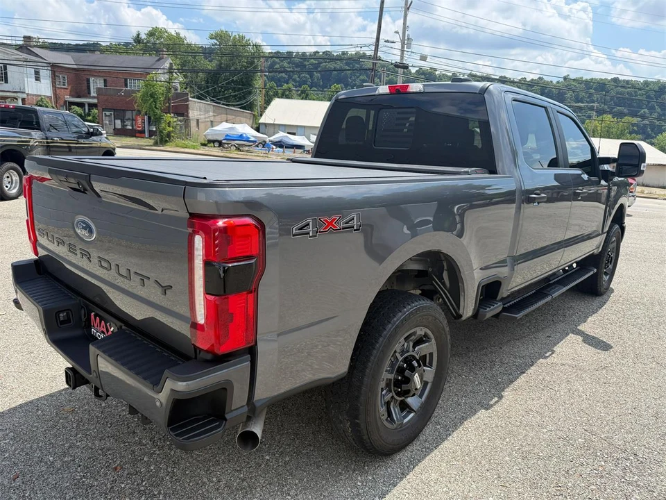 2023 Ford Super Duty 5th Gen - Image 9 of 31