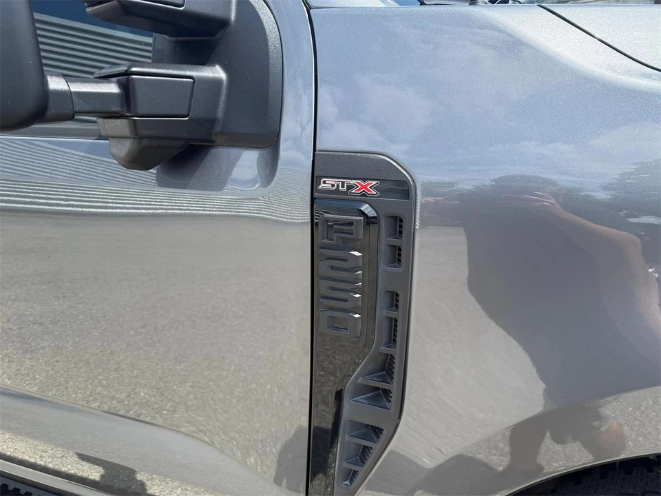 2023 Ford Super Duty 5th Gen - Image 12 of 31