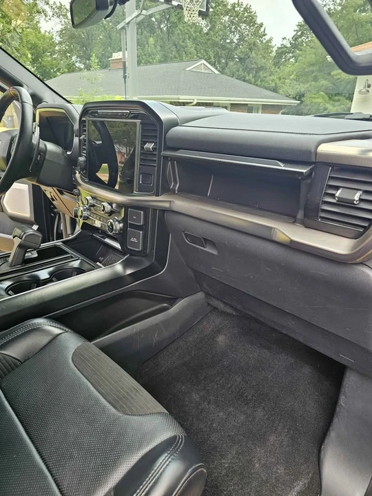 2023 Ford Super Duty 5th Gen - Image 16 of 19