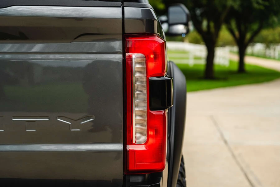 2023 Ford Super Duty 5th Gen - Image 10 of 31