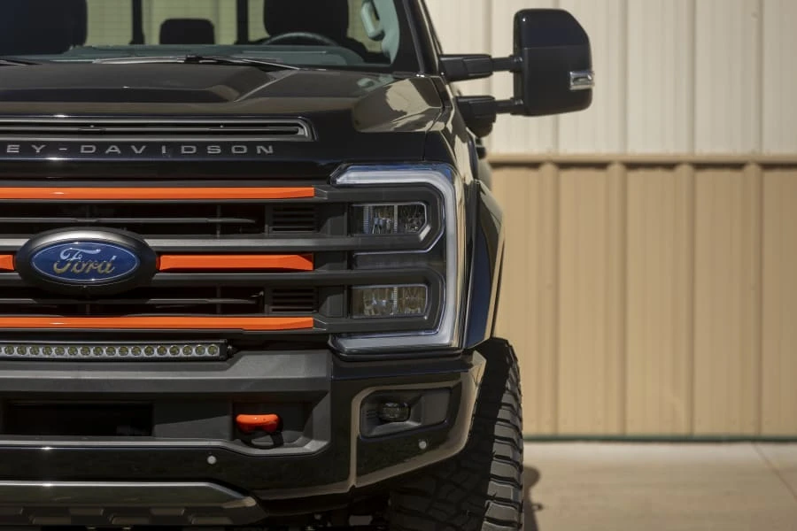 2023 Ford Super Duty 5th Gen - Image 13 of 31