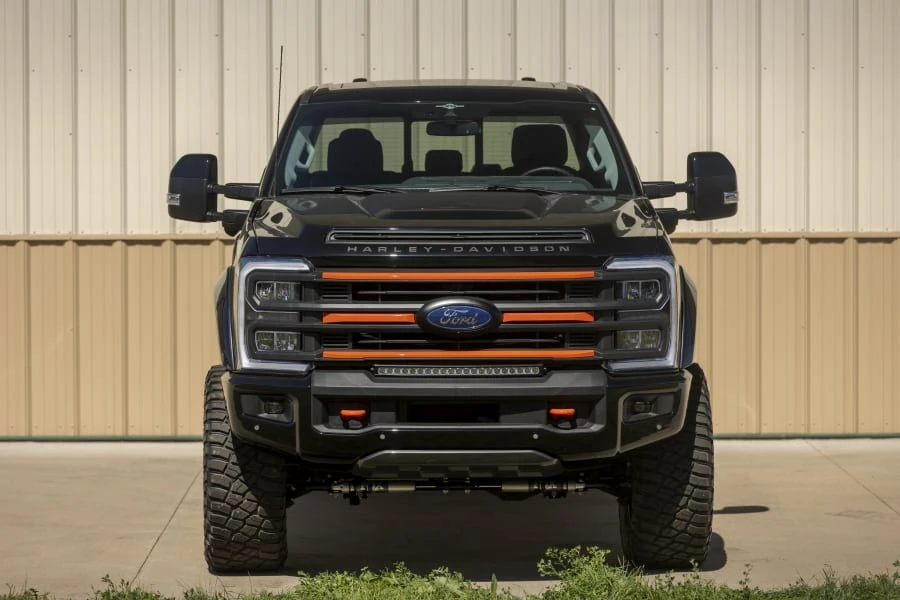 2023 Ford Super Duty 5th Gen - Image 4 of 31