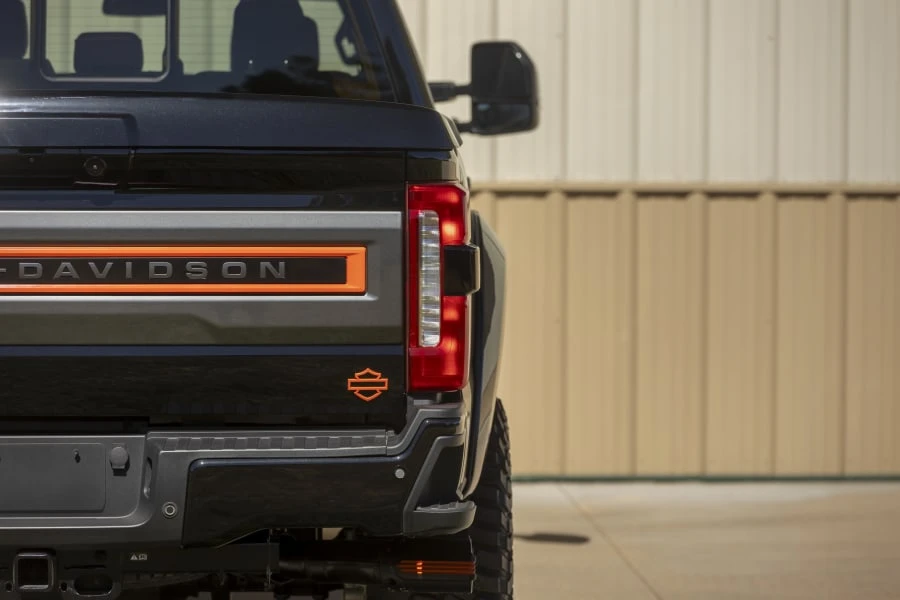 2023 Ford Super Duty 5th Gen - Image 14 of 31