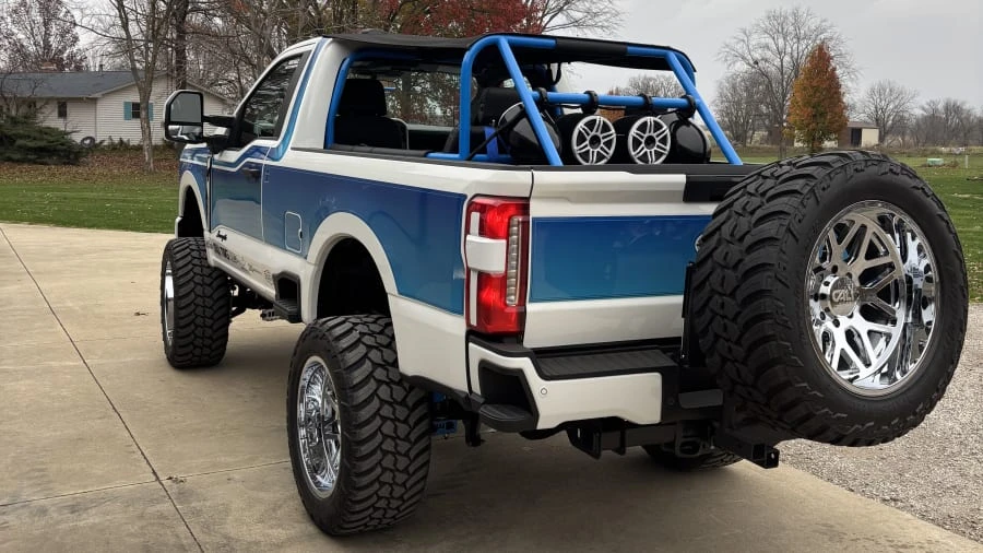 2023 Ford Super Duty 5th Gen - Image 4 of 17