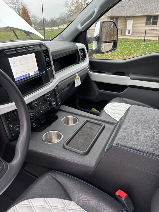 2023 Ford Super Duty 5th Gen - Image 10 of 17