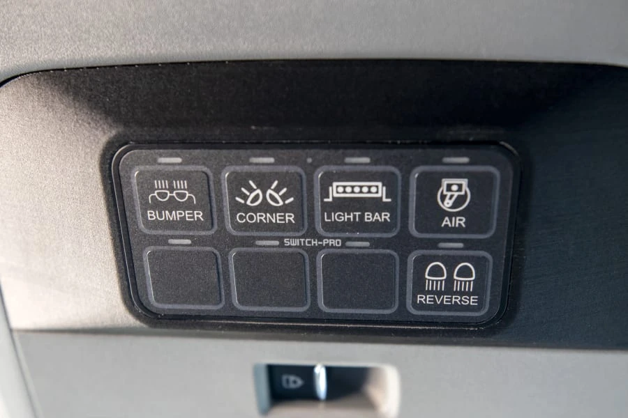 2023 Ford Super Duty 5th Gen - Image 25 of 31