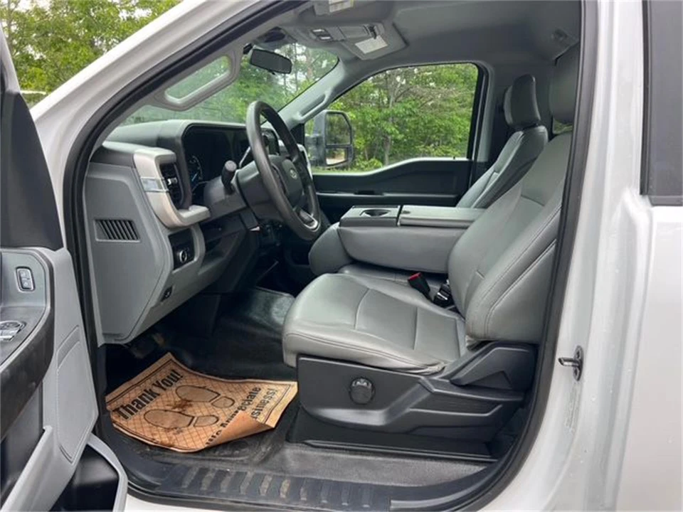2023 Ford Super Duty 5th Gen - Image 16 of 21