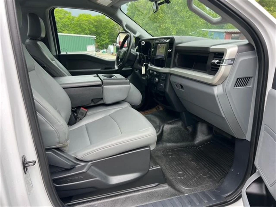 2023 Ford Super Duty 5th Gen - Image 17 of 21