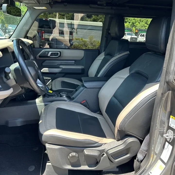 2023 Ford Bronco 6th Gen - Image 4 of 8
