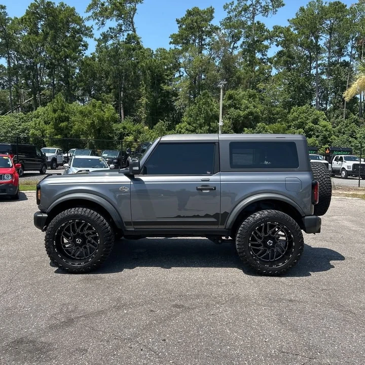 2023 Ford Bronco 6th Gen - Image 8 of 8