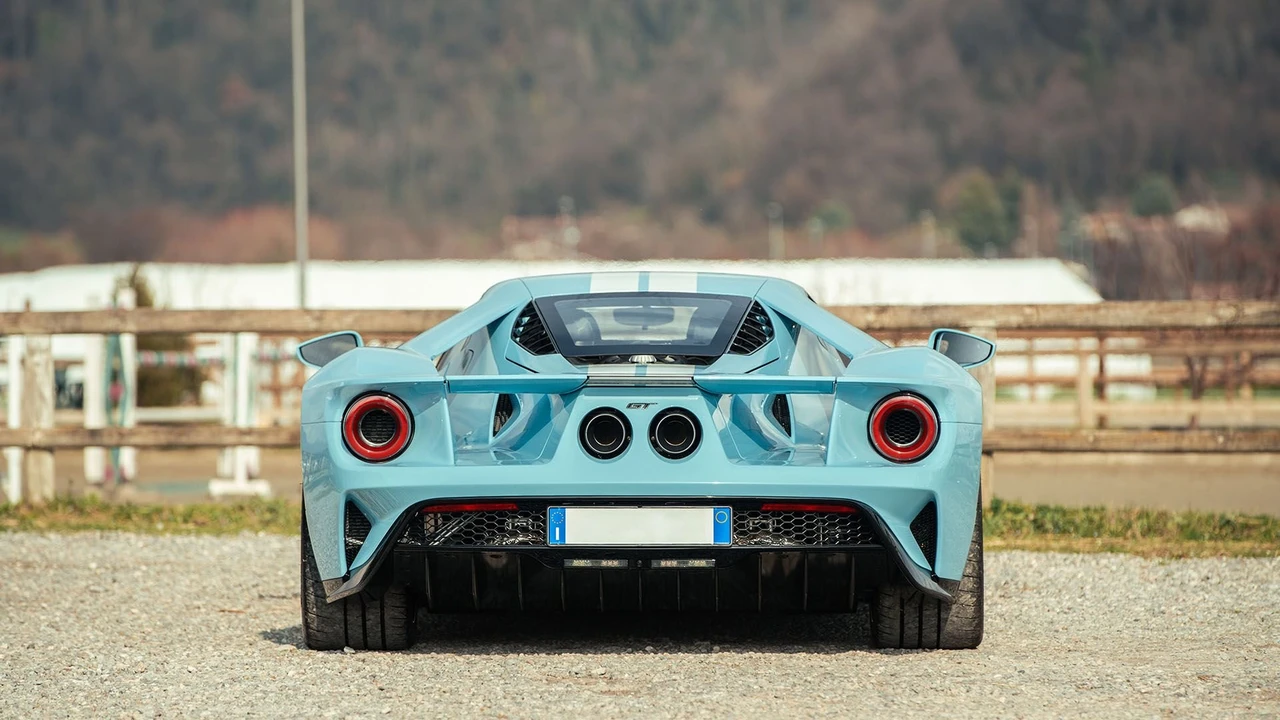 2023 Ford GT 2nd Gen - Image 15 of 31