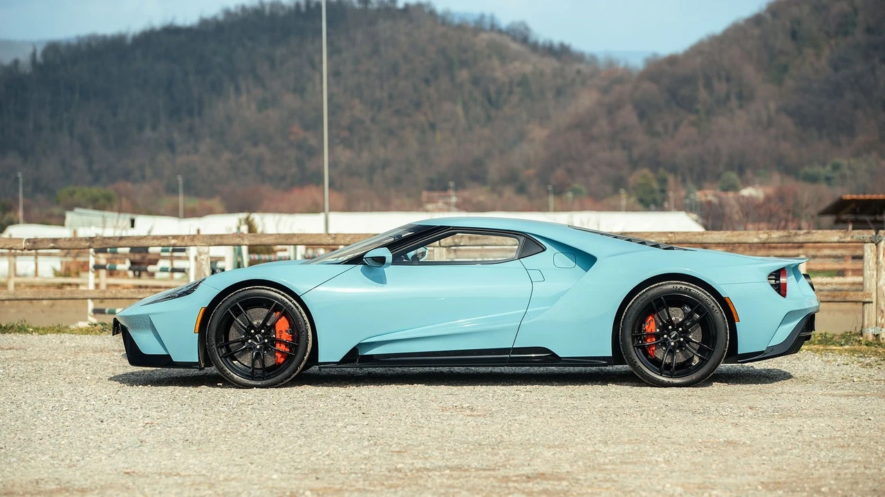 2023 Ford GT 2nd Gen - Image 12 of 31