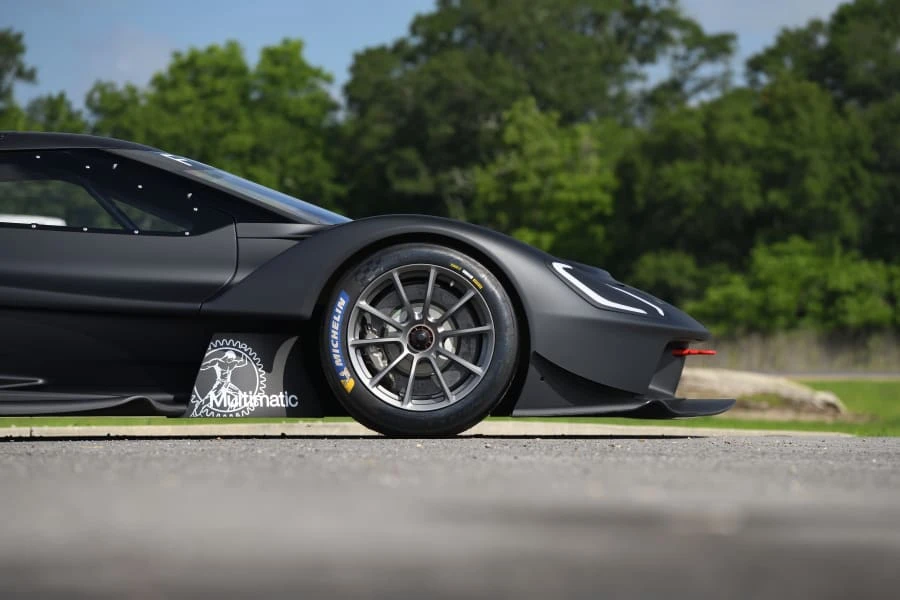 2023 Ford GT - Image 10 of 31