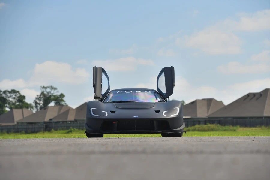 2023 Ford GT - Image 9 of 31