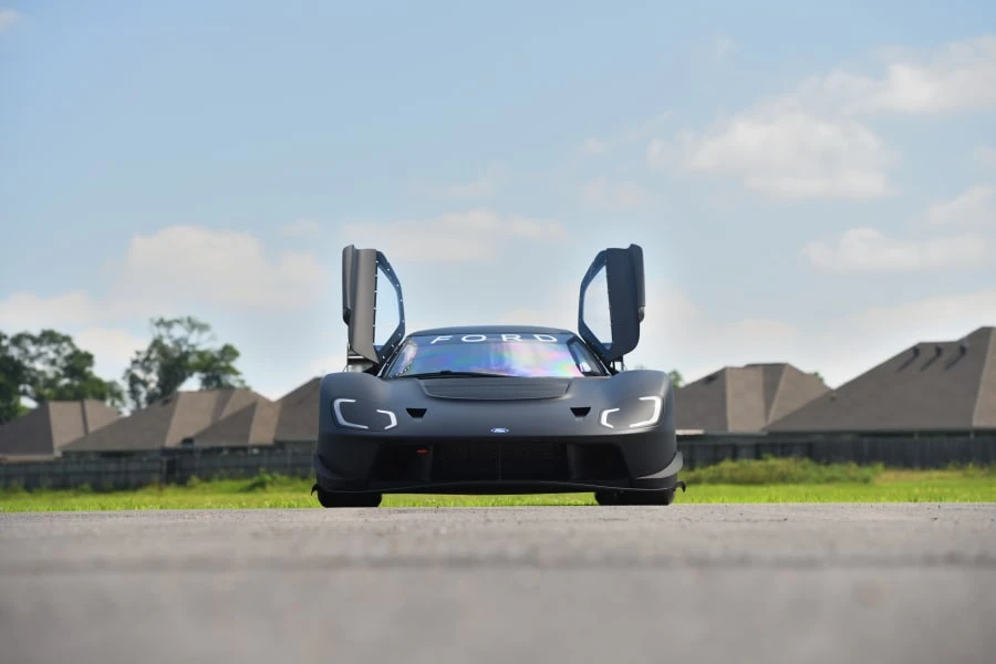 2023 Ford GT - Image 27 of 31