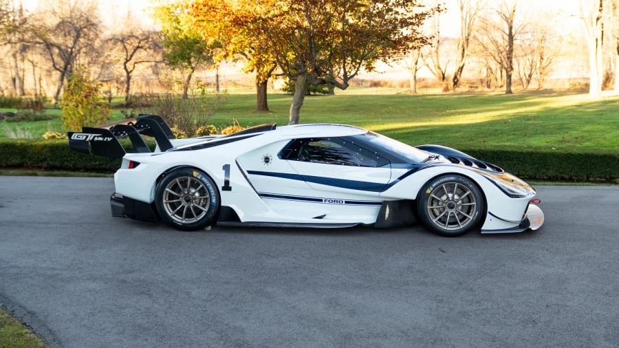 2023 Ford GT 2nd Gen - Image 12 of 31