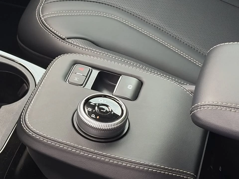2023 Ford Mustang Mach-E - Image 15 of 19