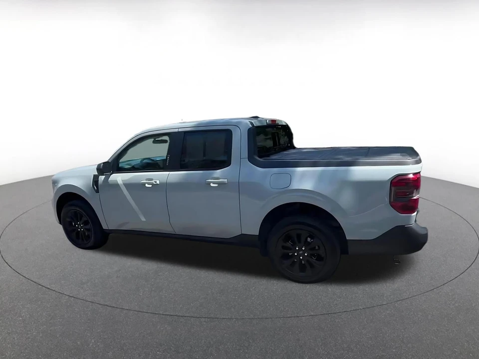 2023 Ford Maverick - Image 8 of 31