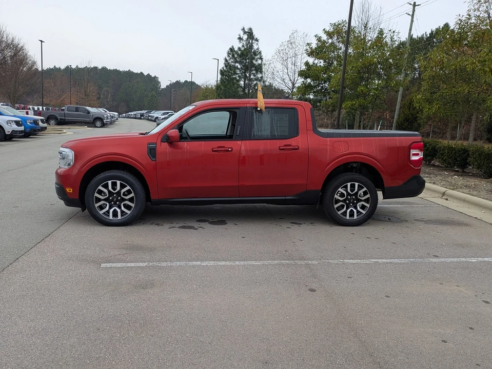 2023 Ford Maverick - Image 7 of 12