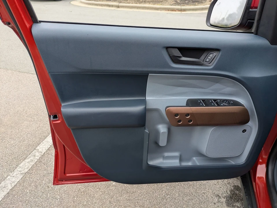 2023 Ford Maverick - Image 16 of 21