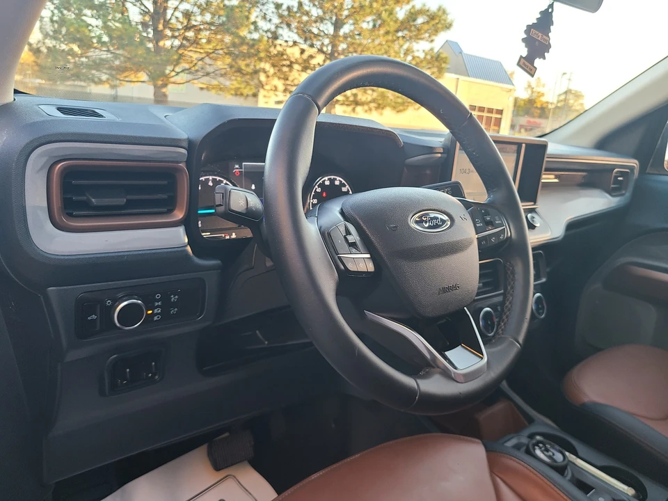 2023 Ford Maverick - Image 9 of 24